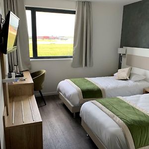 Zimmer mit zwei Einzelbetten